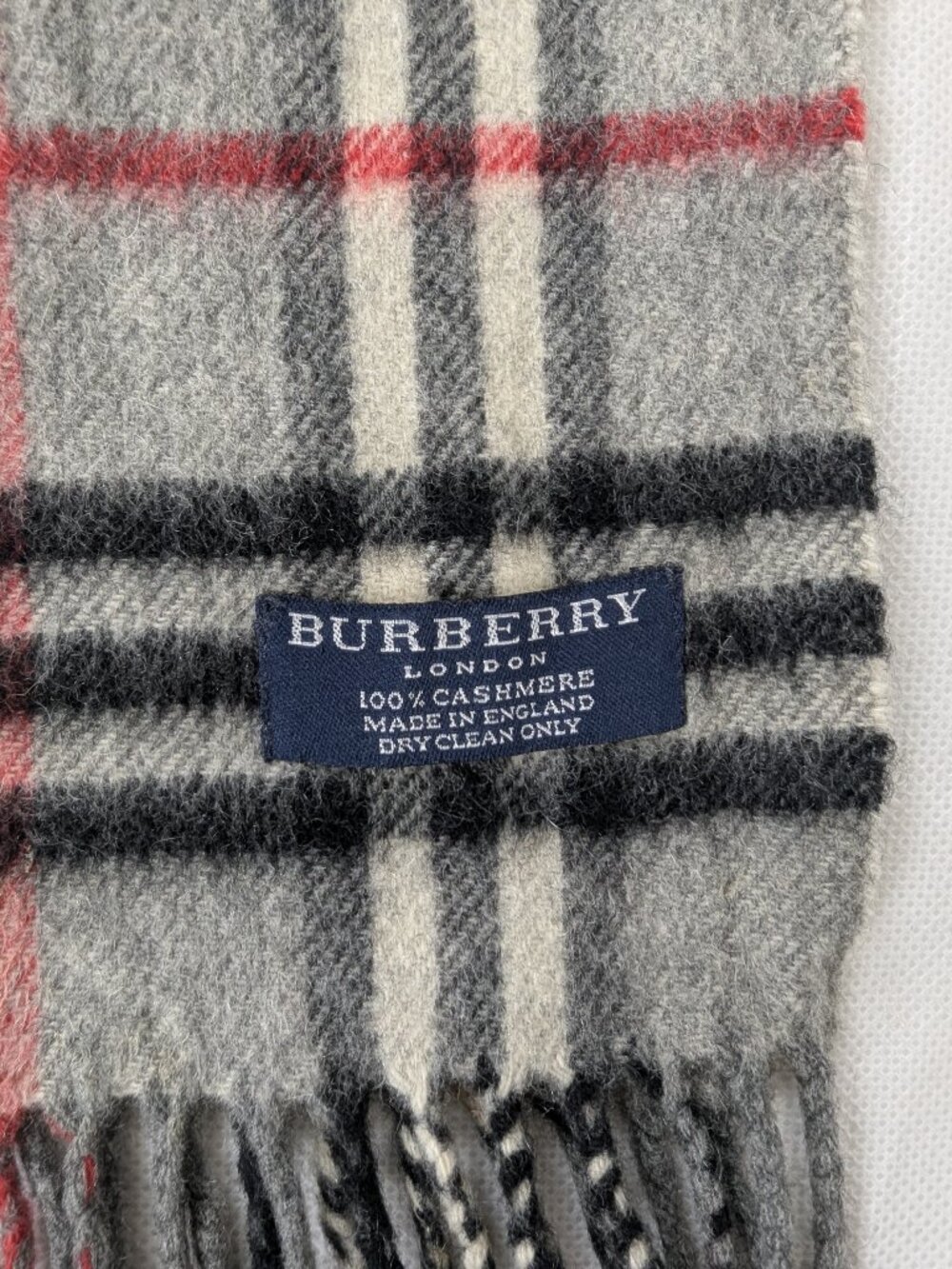 Designer Burberry Gray 100% Cashmere Check Scarf Unisex - Picture 2 of 8